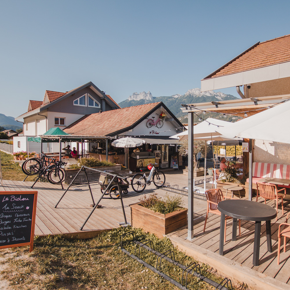 restaurant terrasse bord lac annecy doussard